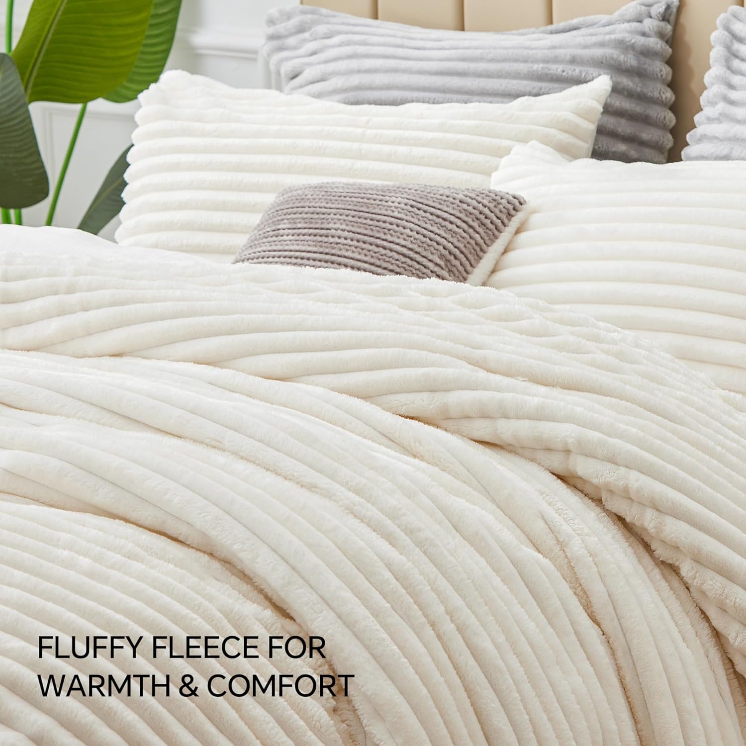 BEDELITE Cream White Fleece Queen Comforter Set - Cozy Seasons